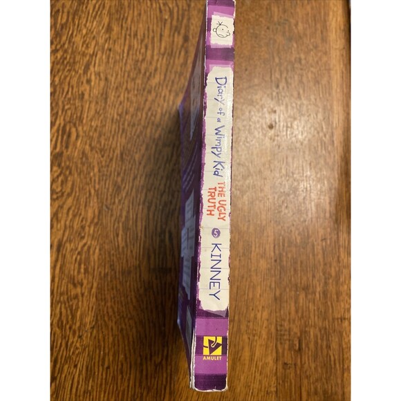 DIARY OF A WIMPY KID Lot of 5 Books by Jeff Kinney Printed in USA 4 PB 1 HB - Picture 4 of 16